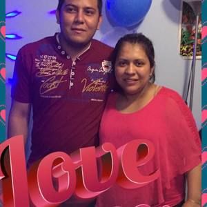 Meet your Posher, Villalobos